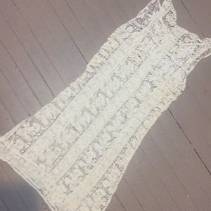 Beautiful crocheted beach cover up, nwot
